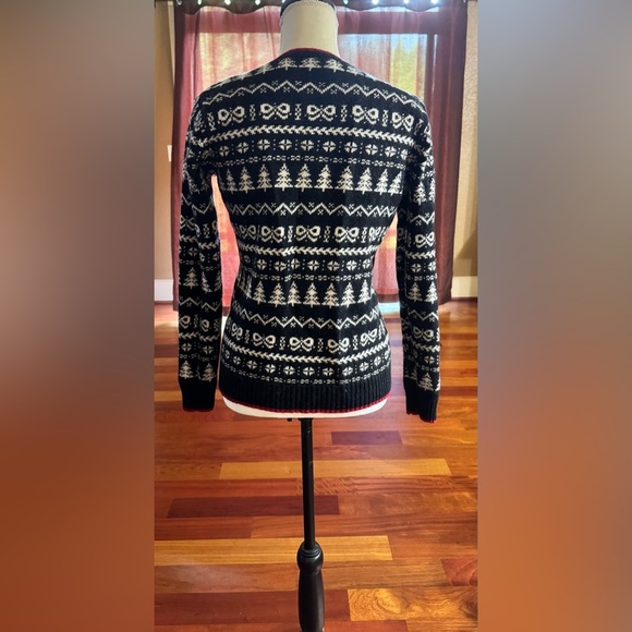 Charter Club Black and White Cardigan with Red Trim - Picture 2 of 14